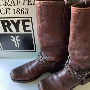 FRYE | Brown Boots | Size 7.5